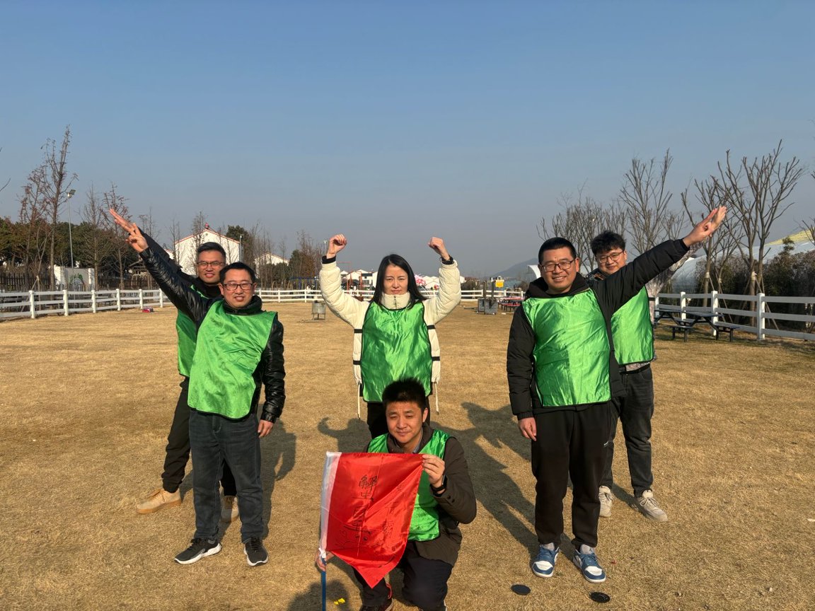 cca6eec95ncd8c7e76c890a768f058a3.jpg
